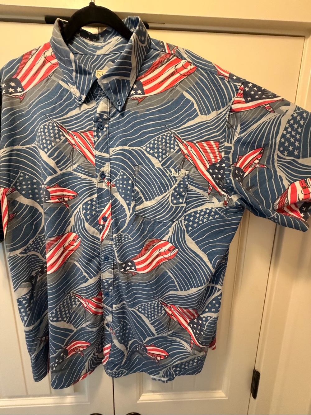 Huk Kona Short-Sleeve Button-Down Shirt with Red & White Sailfish Flag Pattern